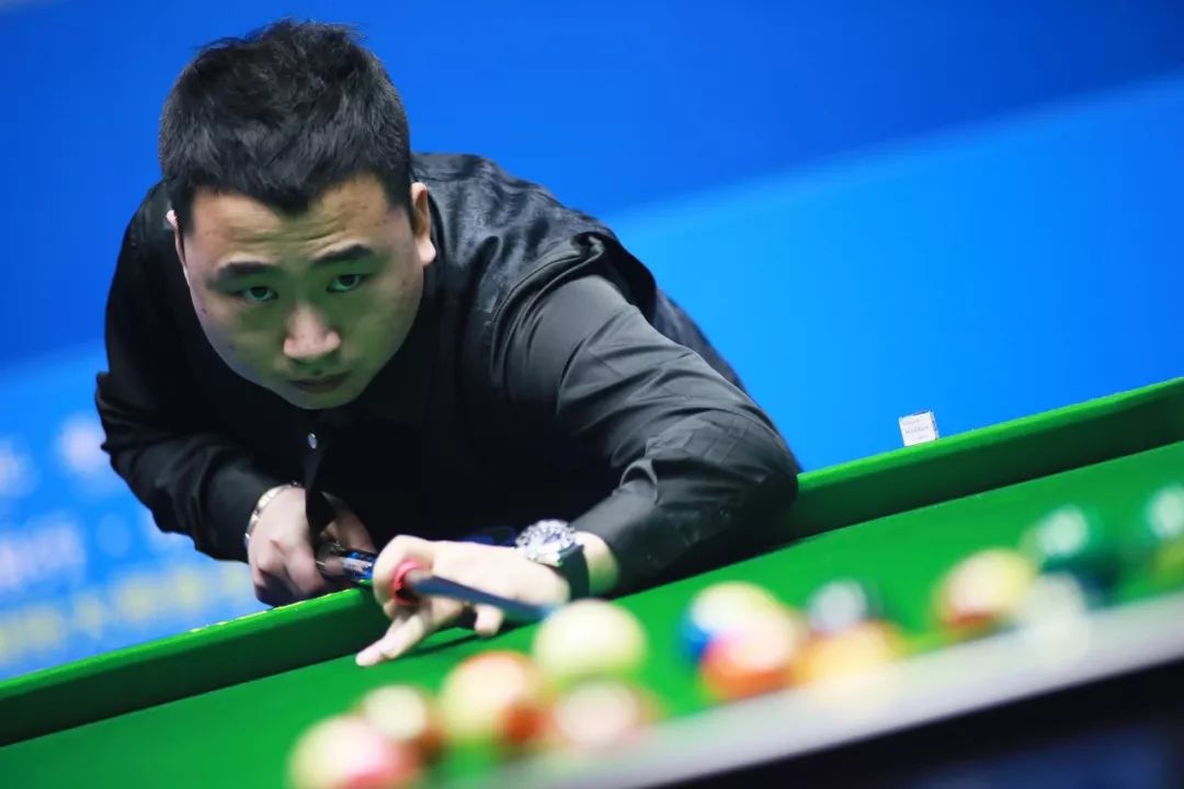 在现代足球 在现代足球