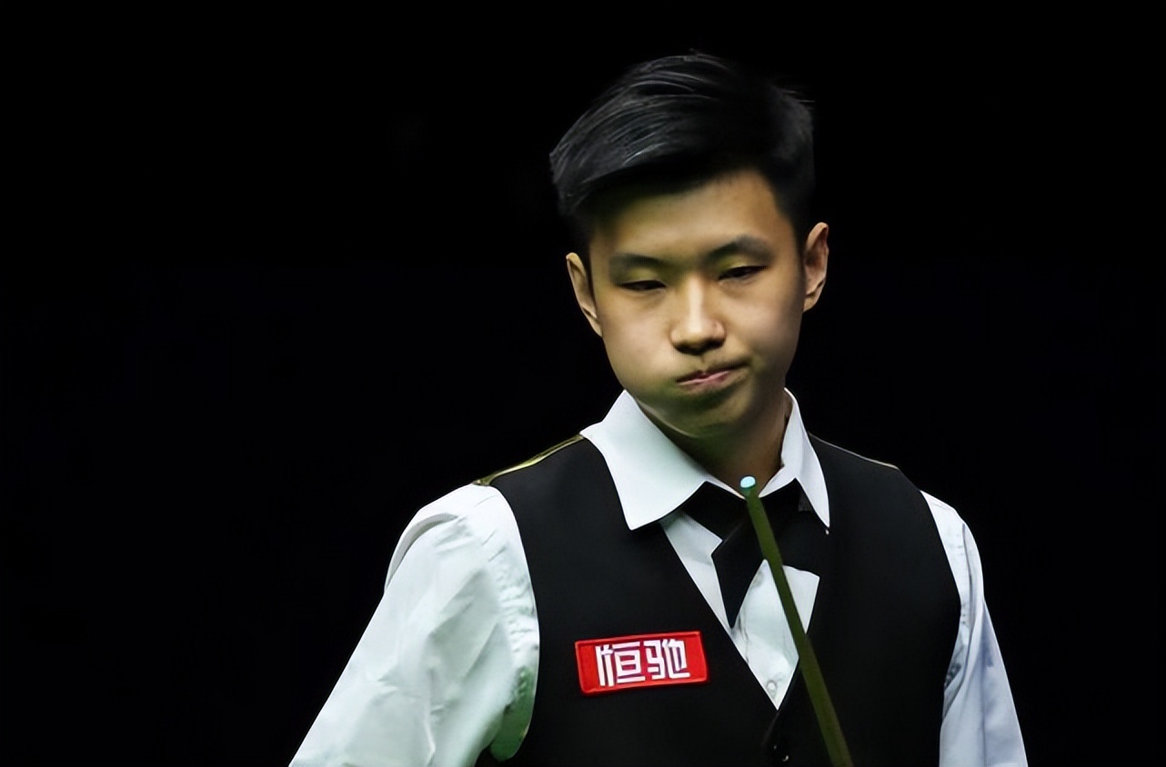 观众席上的 观众席上的