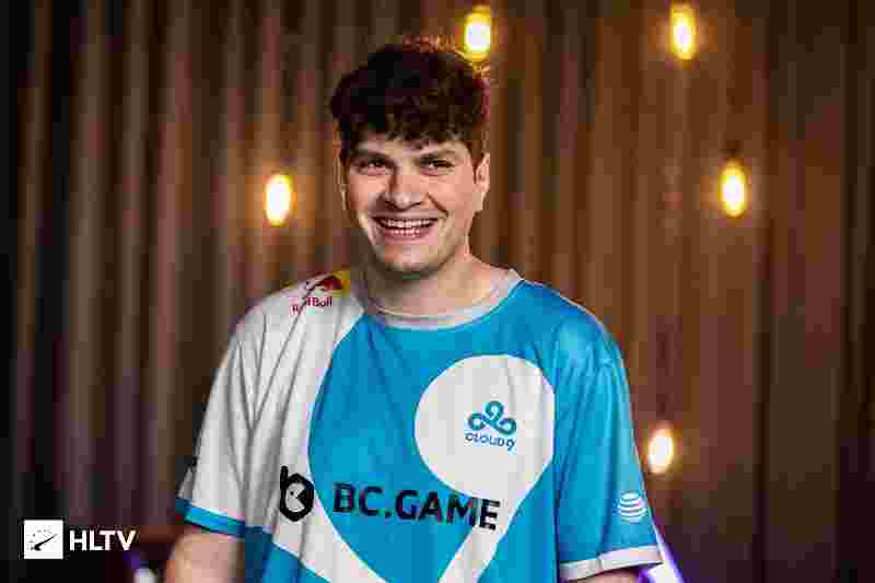 随着他的不 随着他的不